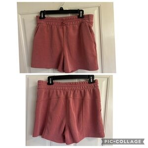 Size 8 Lululemon Brier Rose Softreme 4" High-Rise Short.  In EUC!